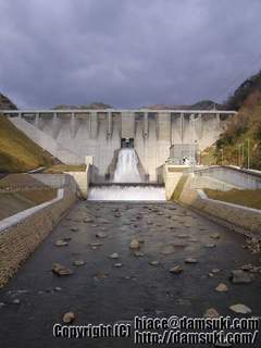 苫田ダム / とまただむ(岡山県)
